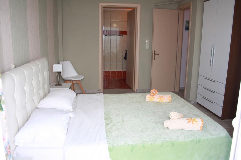 אליקס Laura Beach House מראה חיצוני תמונה