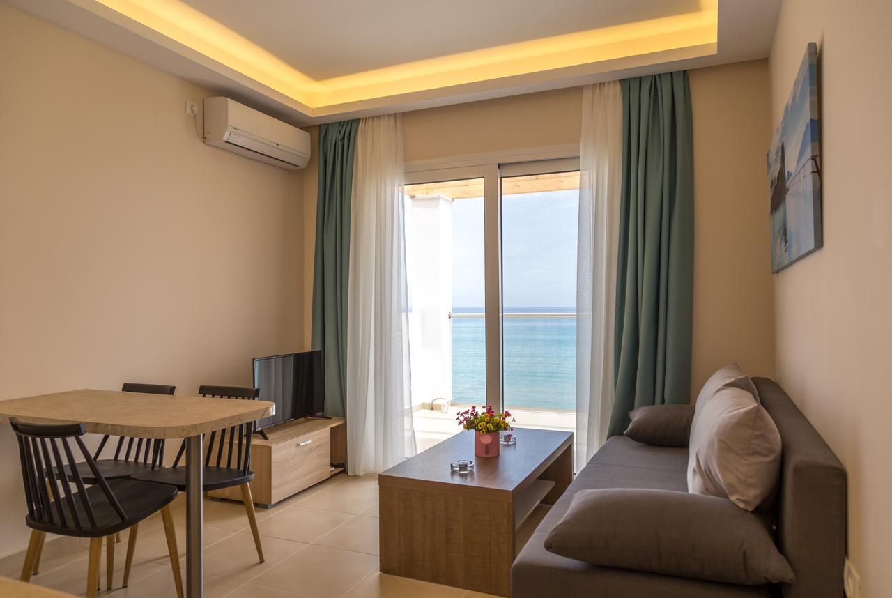 אליקס Laura Beach House מראה חיצוני תמונה
