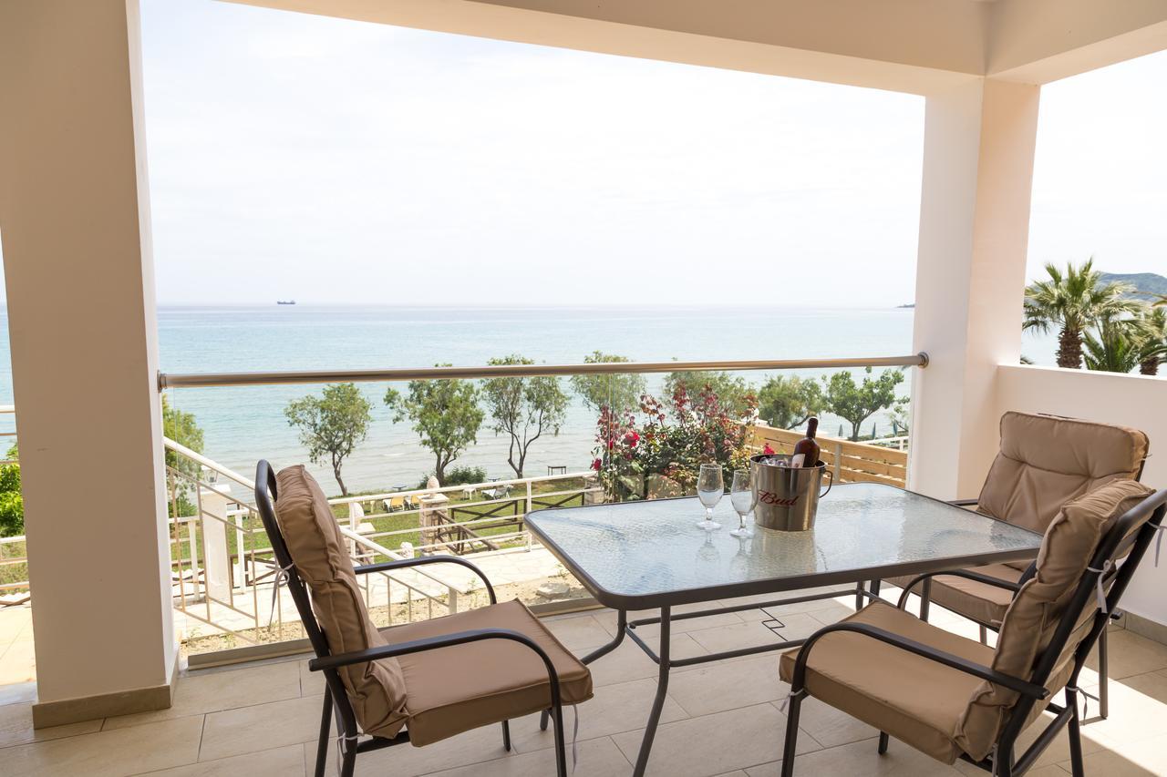 אליקס Laura Beach House מראה חיצוני תמונה