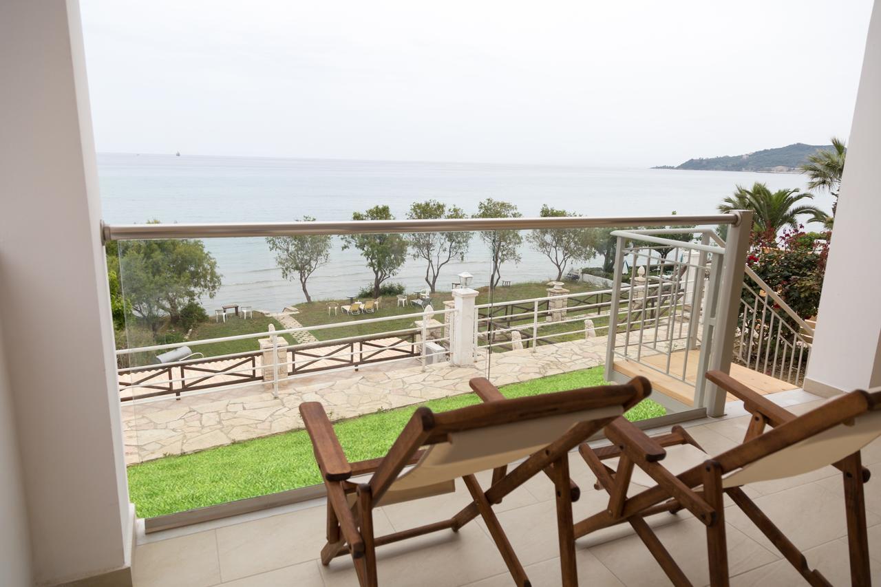 אליקס Laura Beach House מראה חיצוני תמונה