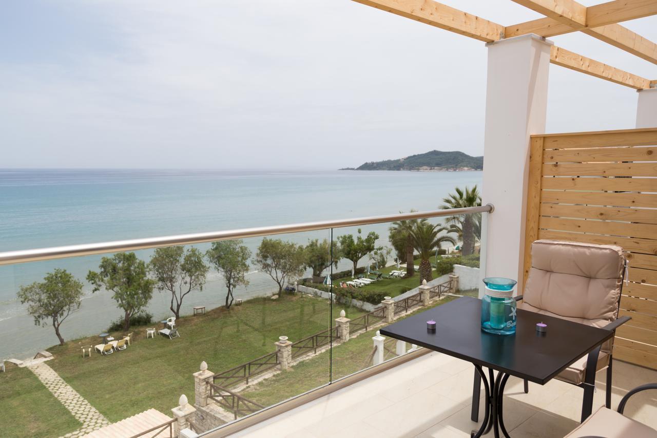 אליקס Laura Beach House מראה חיצוני תמונה