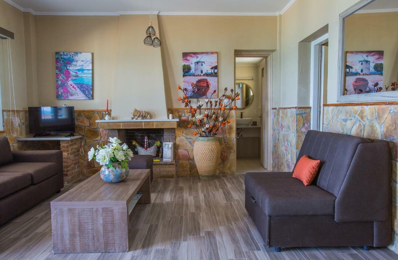 אליקס Laura Beach House מראה חיצוני תמונה